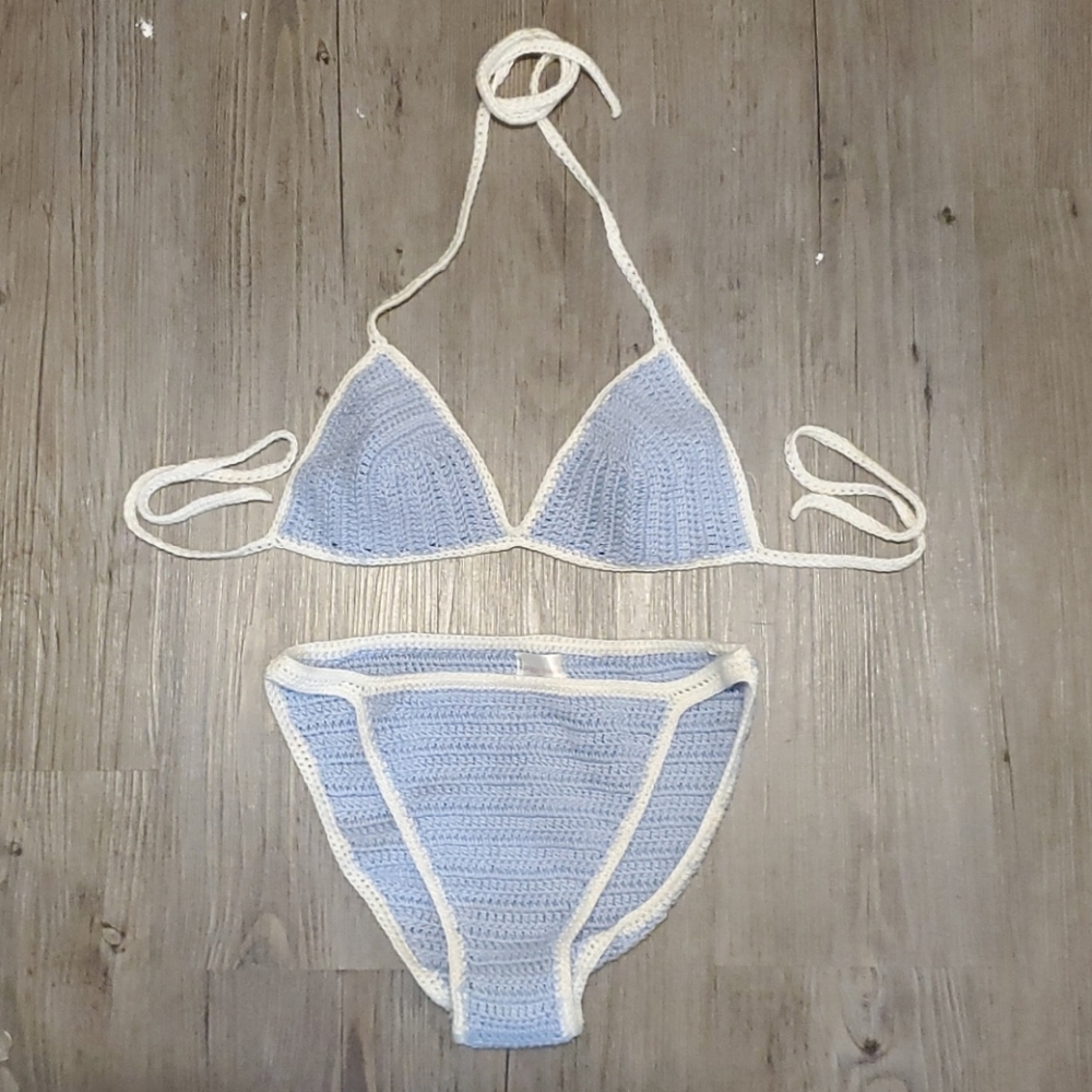 Peggy Bikini | Crochet Bikini | Light Blue…